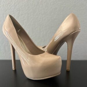 8.5 Chinese Laundry Nude Heels.